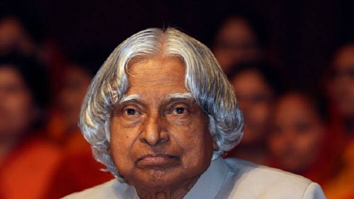 Prakash Javadekar revealed the first look of Abdul kalam's biopic Prakash Javadekar revealed the first look of Abdul kalam's biopic