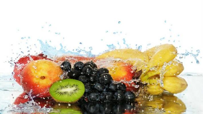 Know which fruits can reduce your age Know which fruits can reduce your age
