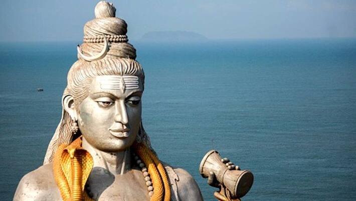 On this day, Mahadeva turned himself into flame, gave answer to Lord Bramha and Vishnu On this day, Mahadeva turned himself into flame, gave answer to Lord Bramha and Vishnu