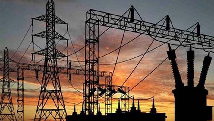 Danger of Electrical Wire Near Government School in Gurmatkal in Yadgir District Danger of Electrical Wire Near Government School in Gurmatkal in Yadgir District