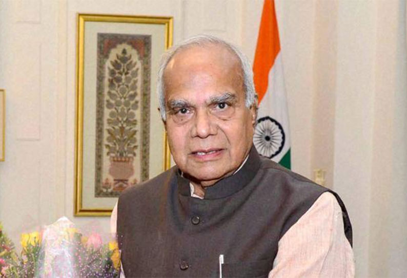 Jaihind .. Jai Tamil Nadu .. The Governor of Tamil Nadu who knelt at a private event ..! Jaihind .. Jai Tamil Nadu .. The Governor of Tamil Nadu who knelt at a private event ..!