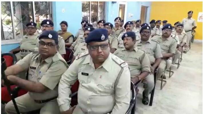 Smartwatches given to police in Medinipore to keep track on their fitness Smartwatches given to police in Medinipore to keep track on their fitness