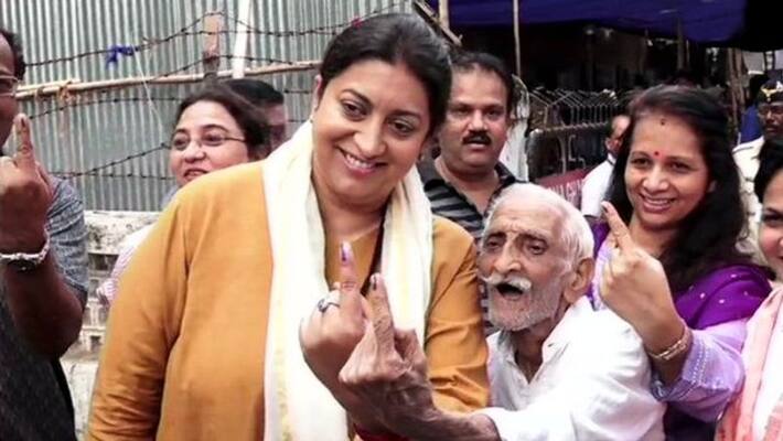 Union Minister Smriti Irani casts her vote, finds a hero at a polling booth in Mumbai Union Minister Smriti Irani casts her vote, finds a hero at a polling booth in Mumbai