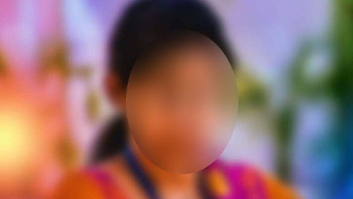 young womens Enjoy with House Owners young womens Enjoy with House Owners