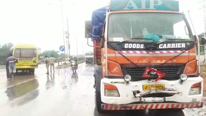 Amid coronavirus scare, a drunk driver creates panic at Raiganj Amid coronavirus scare, a drunk driver creates panic at Raiganj