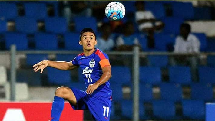 India's footballers have brought laurels to the nation across the world, now giving the Chief Minister a "challenge" India's footballers have brought laurels to the nation across the world, now giving the Chief Minister a "challenge"