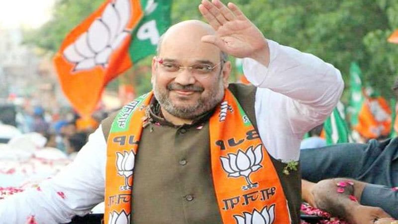 నిబంధనల ప్రకారం ఆఫీస్ బేరర్ల జాబితా నుంచి జై షా (బీజేపీ మాజీ అధ్యక్షుడు, హౌం శాఖ మంత్రి అమిత్ షా కుమారుడు) పేరు తొలగించాలి. అదే జరిగితే, అనంతరం బీసీసీఐ టెక్నికల్ టీమ్ చీఫ్ రాజీనామా చేయాల్సిన పరిస్థితి తలెత్తే ప్రమాదం లేకపోలేదు!. అందుకే ఆఫీస్ బేరర్లు అందరి పేర్లను వెబ్సైట్ నుంచి తొలగించారు. కార్యదర్శిపై సమాచారం కోసం ఎవరు సంప్రదించినా, ఉన్నతాధికారులు స్పందించేందుకు నిరాకరిస్తున్నారు.