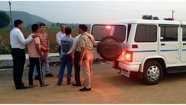 murderers caught by a phone call in kamlesh tiwari murder case murderers caught by a phone call in kamlesh tiwari murder case