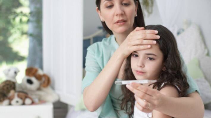 Cold coughing fever is increasing at this time of climate change, know what to do Cold coughing fever is increasing at this time of climate change, know what to do