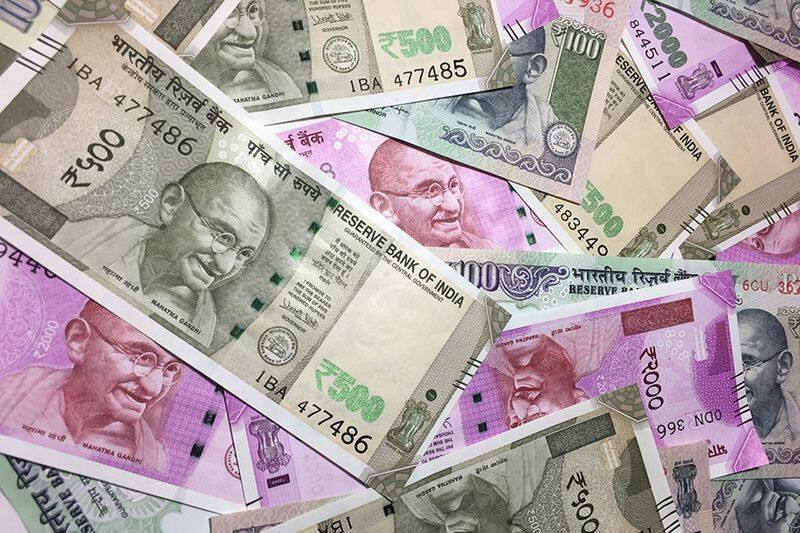 Income tax hunt against thousands of Indians who have black money and assets abroad