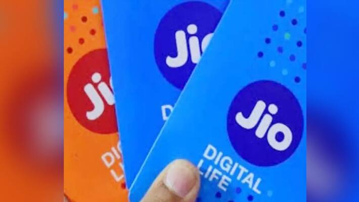 Reliance Jio Bags IPTV Innovation Award At World Communication Event Reliance Jio Bags IPTV Innovation Award At World Communication Event