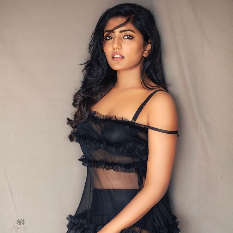 (Courtesy:Instagram) ప్రస్తుతం ఈషా రెబ్బా కొన్ని చిత్రాలతో బిజీగా ఉంది.