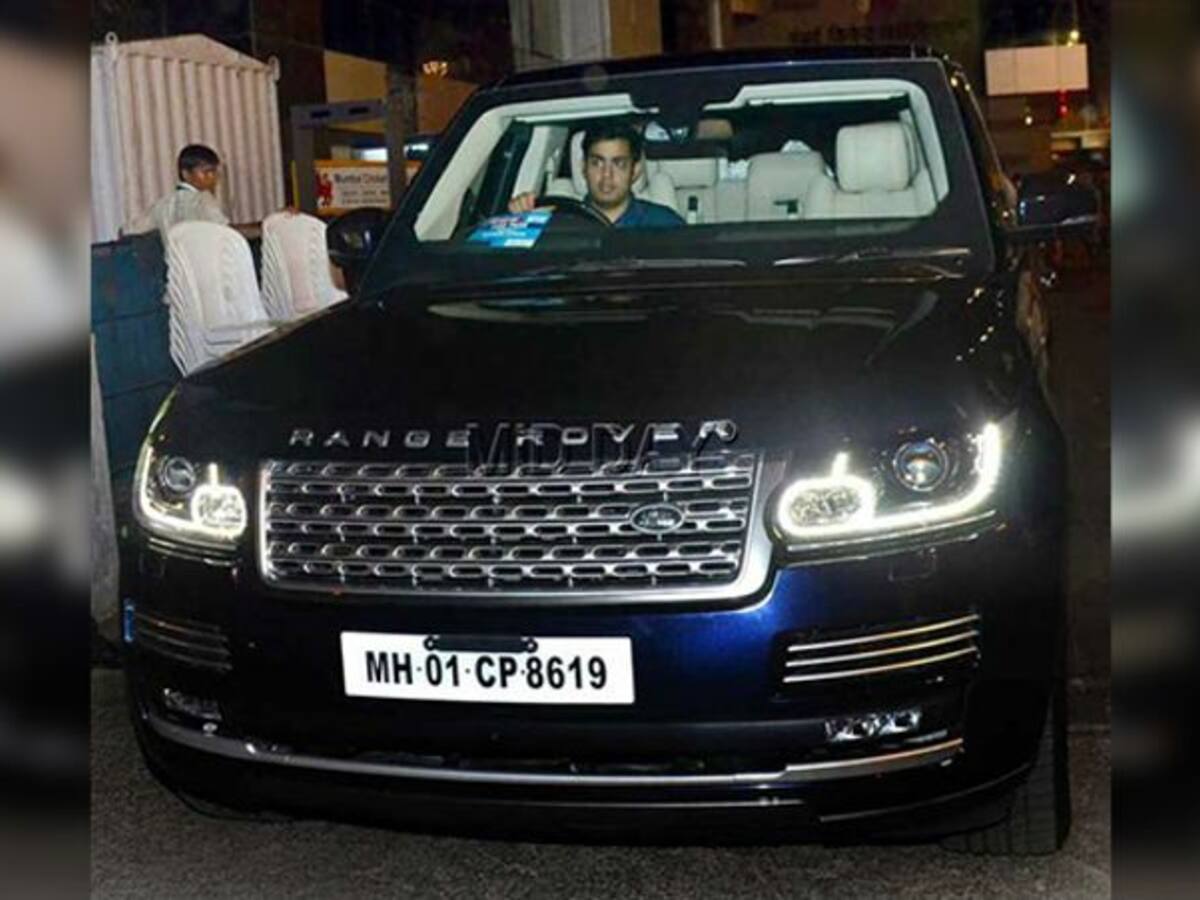 एक द नह कई मह ग क र क म ल क क छ ऐस ल व श ल इफ ज त ह आक श अ ब न Ambani Kids Make Sure That They Roll Around In Total Luxury