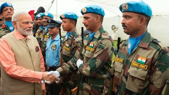 Narendra Modi reaches Rajouri in Jammu and Kashmir to celebrate Diwali with troops Narendra Modi reaches Rajouri in Jammu and Kashmir to celebrate Diwali with troops