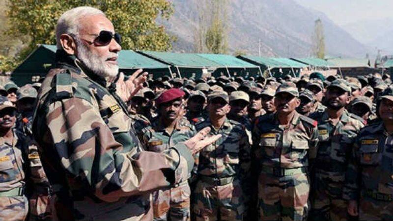 modi reached kashmir for diwali celebrations with soldiers