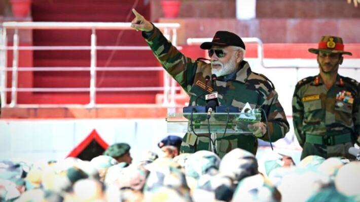 Pakistan violates ceasefire in Rajouri, Prime Minister Narendra Modi celebrates Diwali at the same place Pakistan violates ceasefire in Rajouri, Prime Minister Narendra Modi celebrates Diwali at the same place