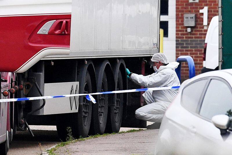 Did Mo Robinson know about the 39 dead bodies freezing in his Scania Trailer Truck