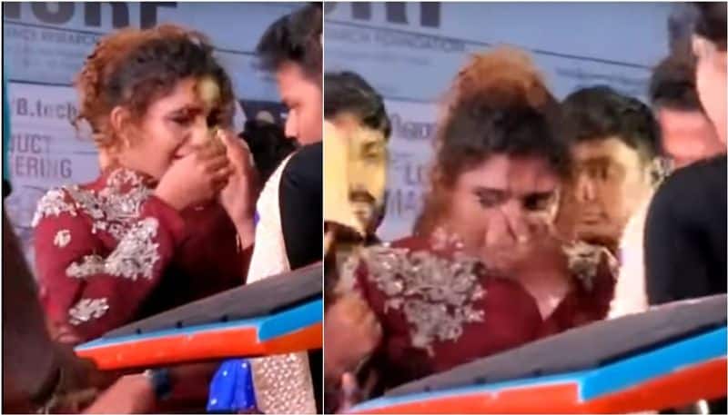 malaiyalam actress noorni attacked by fan at malapuram super market inauguration event