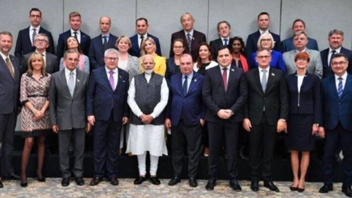 European Union delegation meets Narendra Modi to visit Jammu and Kashmir European Union delegation meets Narendra Modi to visit Jammu and Kashmir