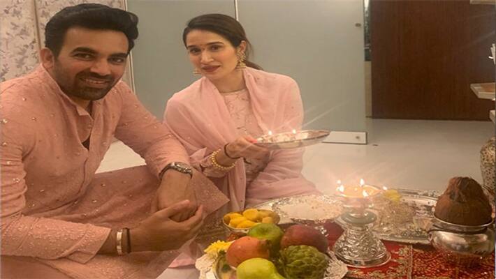 Zaheer shares photo celebrating Diwali with wife, fanatics started trolling Zaheer shares photo celebrating Diwali with wife, fanatics started trolling