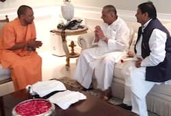 Yogi met with Mulayam, Shivpal present but Akhilesh missing