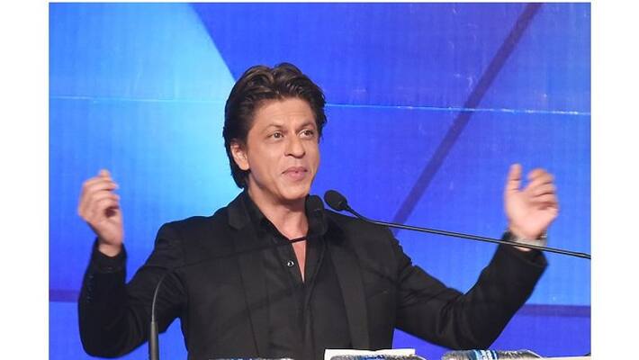 Shahrukh khan rescue aishwarya rai assistant from fire Shahrukh khan rescue aishwarya rai assistant from fire