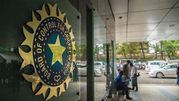 IPL 2021 Four countries considering venue for remaining season IPL 2021 Four countries considering venue for remaining season