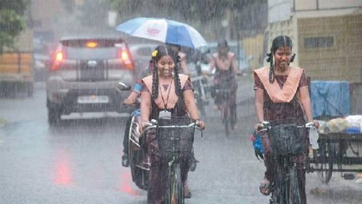 Today school holiday due to heavy rain in Virudhunagar and theni districts Today school holiday due to heavy rain in Virudhunagar and theni districts