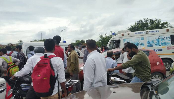 couple died in a road accident at Outer Ring Road