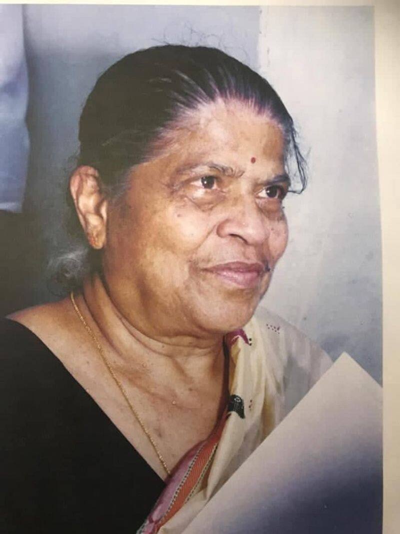 Shantaveri gopala gowda wife Sonakka passes away