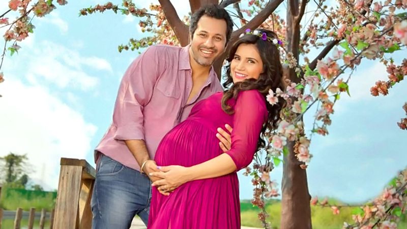 Taarak Mehta ka ooltah chashmah actress Flaunt her baby bump