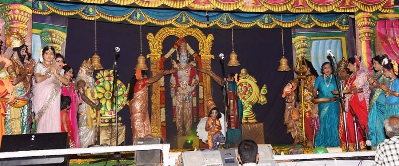 cm jagan governor biswabhushan attended in ap formation day celebrations in vijayawada