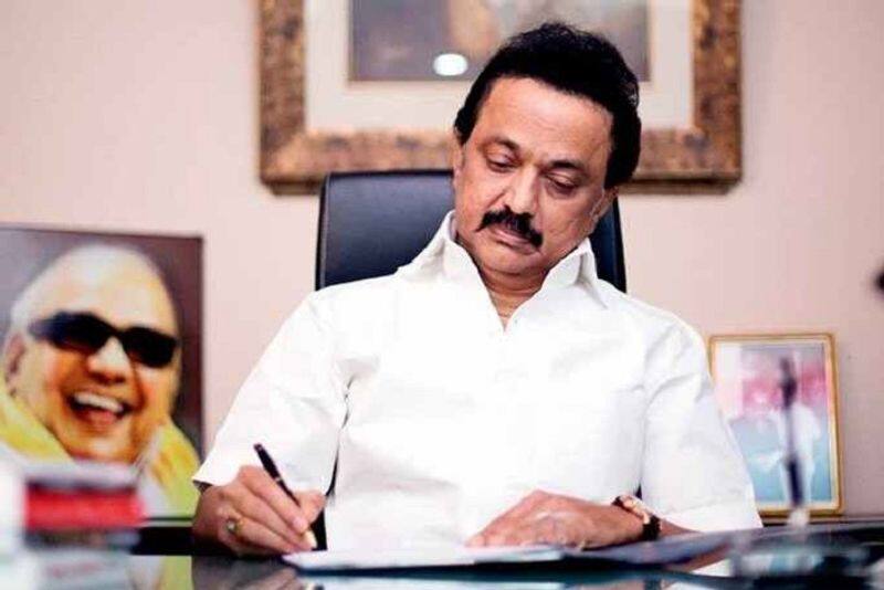 DMK supporter to shoot Stalin's name