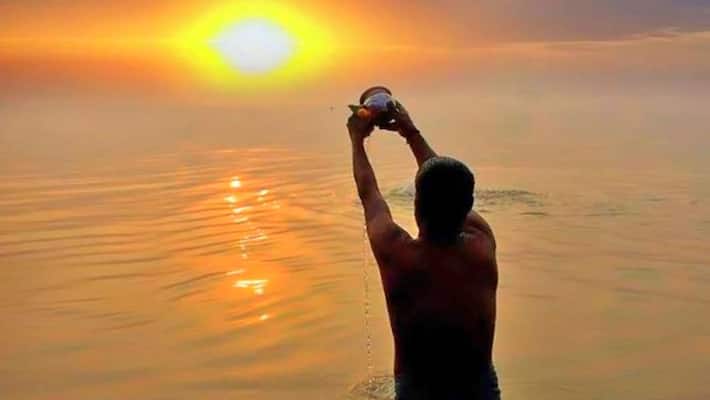 Offer water to Suryadev daily, but keep in mind some special things Offer water to Suryadev daily, but keep in mind some special things