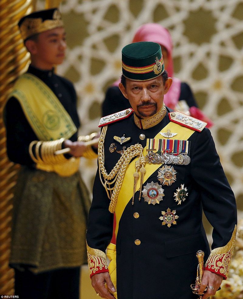 meet the 10 richest billionaire royals in the world