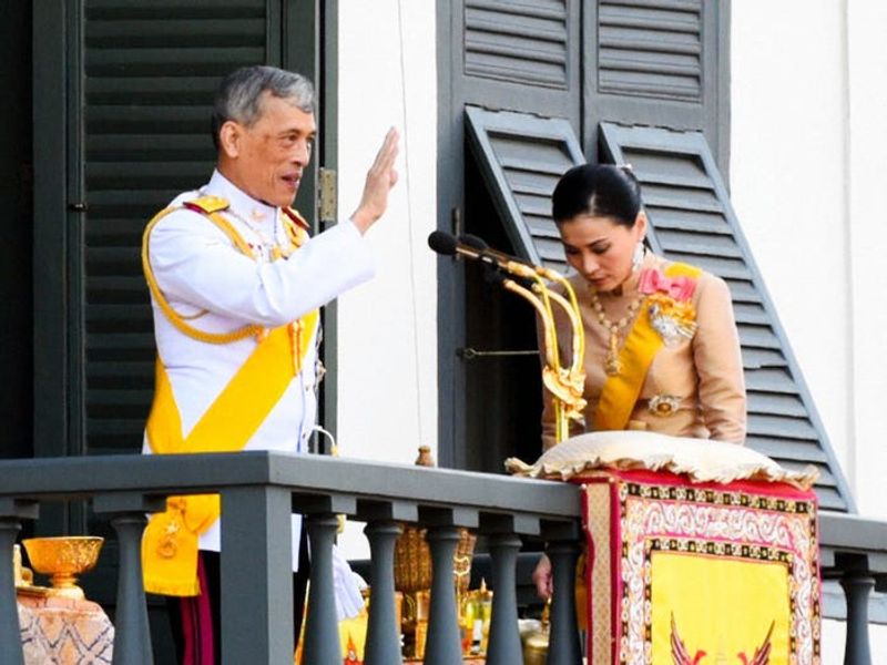 worlds richest royal King Maha Vajiralongkorn thailand daimond 4 wives kids dog love and many more life story