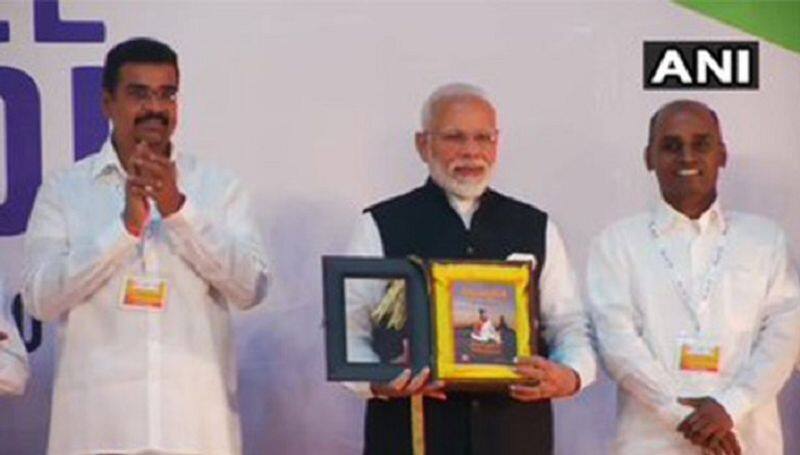 prime minister narendra modi inspired by saint thiruvalluvar and quoting thirukkural everywhere