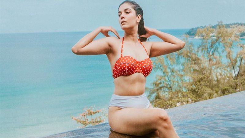 Tv Actress Pooja Gor Enjoying Holiday in phuket spot in bikini