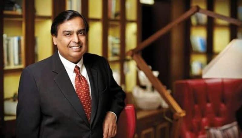 reliance wil be the first company to cross the 10 crores