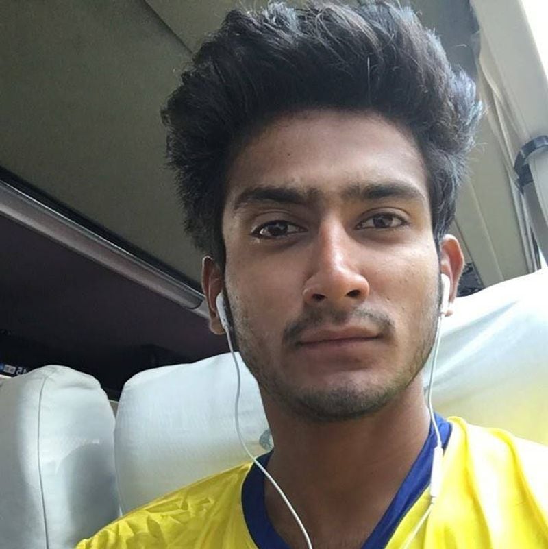 khaleel ahmed trolled on social media by calling gaddar know his journy from rajsthan tonk to team india cricket