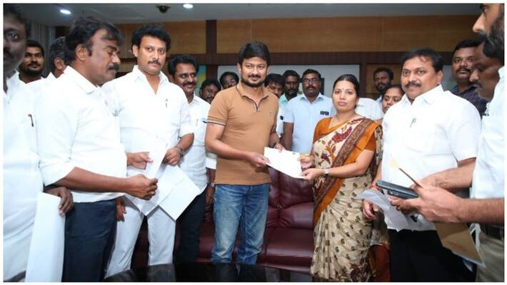 Udayanidhi Stalin joins member Udayanidhi Stalin joins member