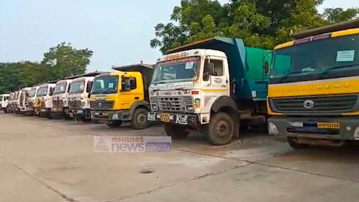 tipper lorry strike in north districts of kerala tipper lorry strike in north districts of kerala