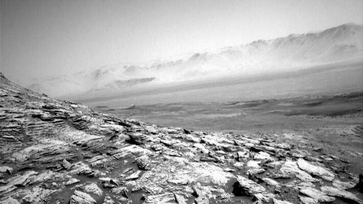 NASA Mars Curiosity Rover Sends Fog Image Near Gale Crater NASA Mars Curiosity Rover Sends Fog Image Near Gale Crater