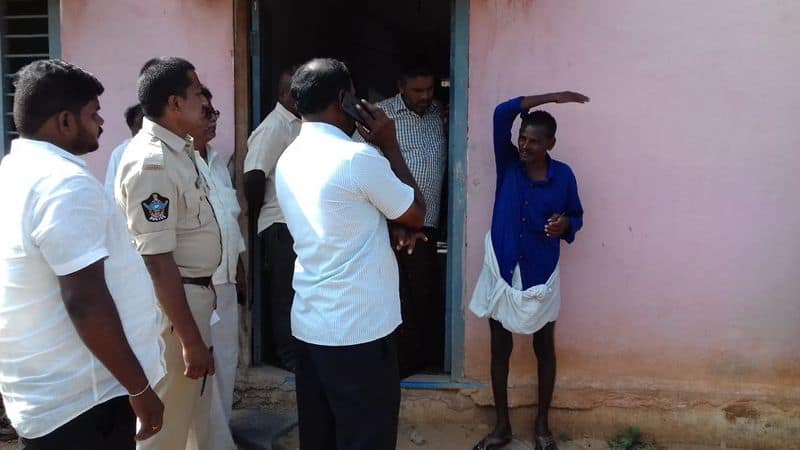 farmer suicide attempt at kadapa district kondapuram mro office