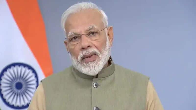 modi threatned with income tax dept