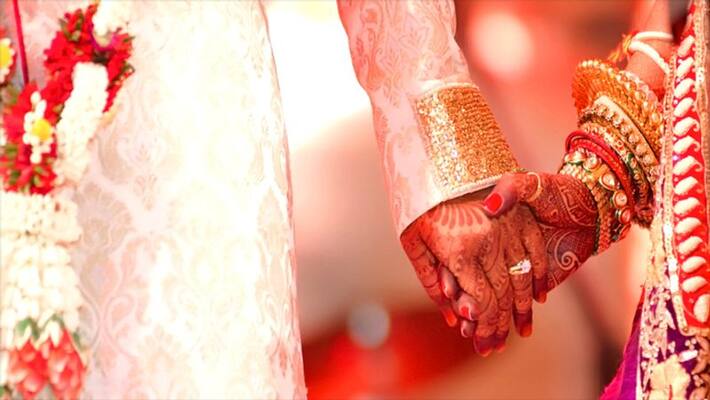 Ayodhya Muslim family wedding invites have Hindu Gods Ayodhya Muslim family wedding invites have Hindu Gods
