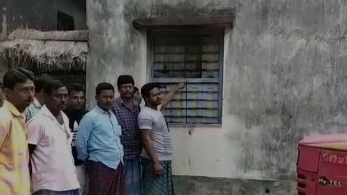 Man tries to kill his son, daughter-in-law and grand children by burning them alive in Burdwan Man tries to kill his son, daughter-in-law and grand children by burning them alive in Burdwan