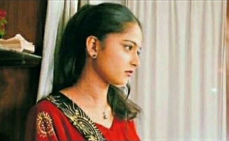 టీనేజ్ లో అనుష్క లుక్