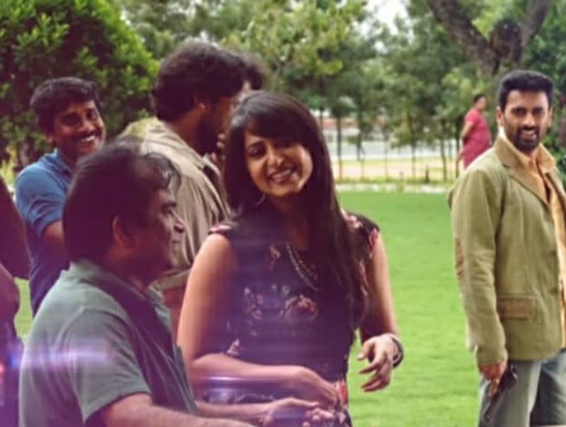 'రగడ' మూవీ షూటింగ్ లో బ్రహ్మీతో కలిసి అల్లరి చేస్తోన్న అనుష్క..
