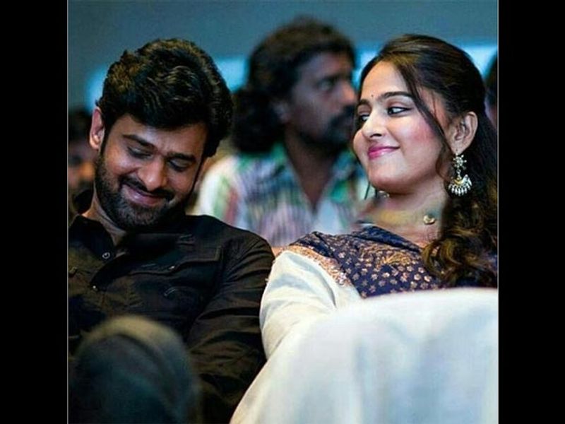 అనుష్క, ప్రభాస్ లకు సంబంధించిన ఈ ఫోటో అప్పట్లో బాగా వైరల్ అయింది